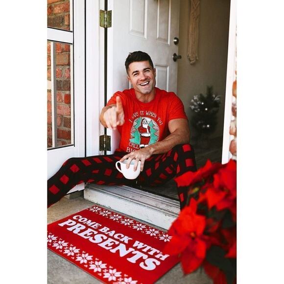 NWT Tipsy Elves Christmas decor door mat holiday funny - Picture 1 of 2